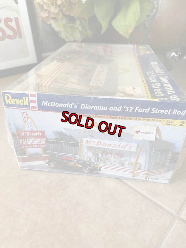 画像2: Ravell McDonald’s diorama 32 street rod with box (2)