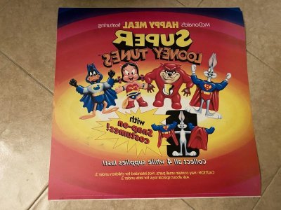 画像2: McDonald’s  Store Menu board  Looney Tunes マクドナルドの店頭販促用　メニュー　ルーニーチューン
