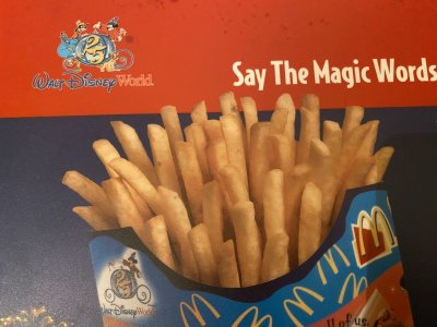 画像1: McDonald’s  Store Menu board  Walt Disney マクドナルドの店頭販促用　メニュー　ウォルトディズニー