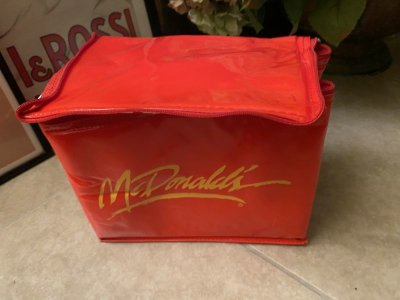 画像1: McDonald’s  Red  Cooler Box マクドナルドのレッド、クーラーボックス