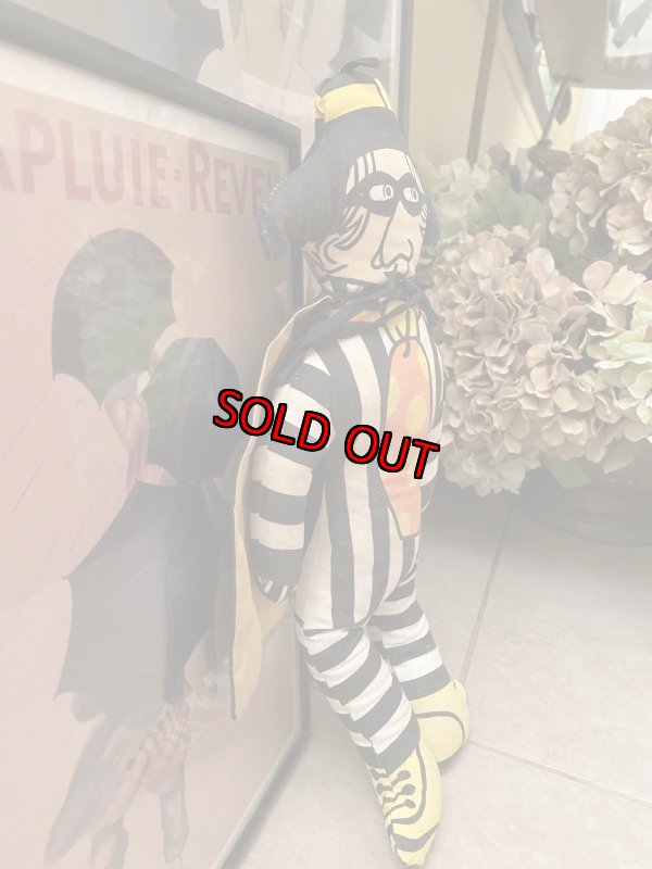 画像2: McDonald’s Hamberglar Pillow Doll  マクドナルドのハンバーグラー　　ピロードール (2)