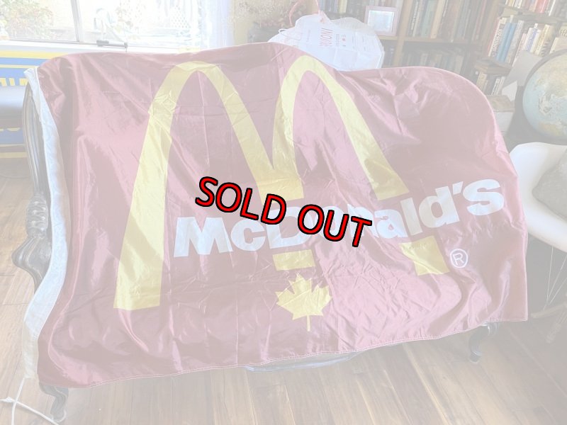 画像2: McDonald’s  Canada Flag マクドナルド　カナダ　大きな旗　フラッグ (2)
