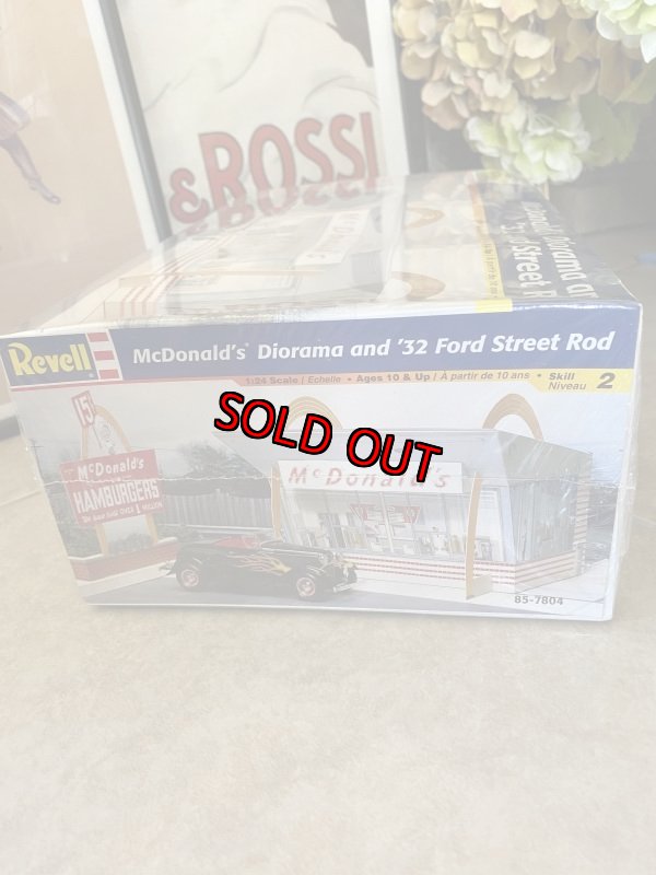 画像2: Ravell McDonald’s diorama 32 street rod with box (2)