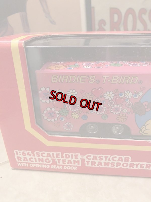 画像2: McDonald’s Die Cast Cab Racing truck with box ... マクドナルドの箱入りピンクダイキャスト、レーシングチーム　トラック。 (2)