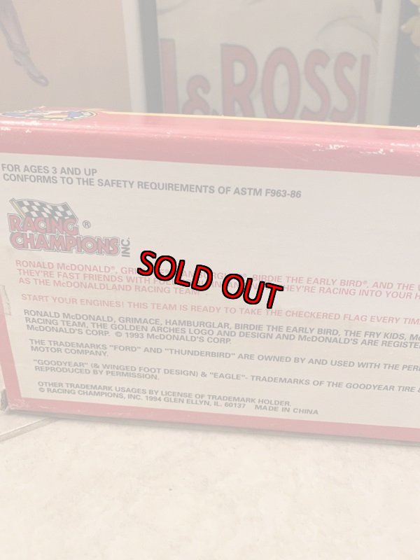 画像7: McDonald’s Die Cast Cab Racing truck with box ... マクドナルドの箱入りピンクダイキャスト、レーシングチーム　トラック。 (7)