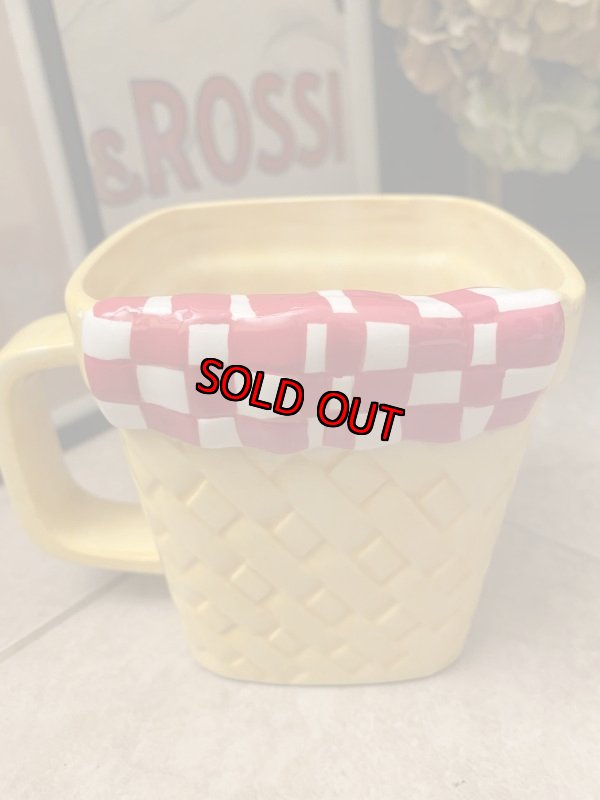 画像3: Yogi Bear  Jellystone Park Porcelain  Yellow Box ハンナバーベラ　ヨギベア  ジェリーストーンパーク　陶器の入れ物 (3)