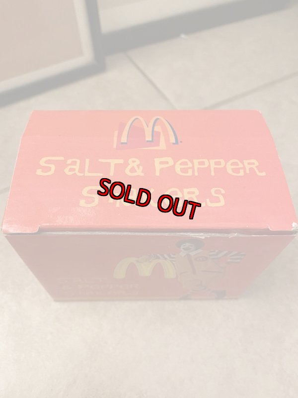 画像3: McDonalds Salt&Pepper With Box マクドナルドの箱入りソルト＆ペッパー入れ　 (3)