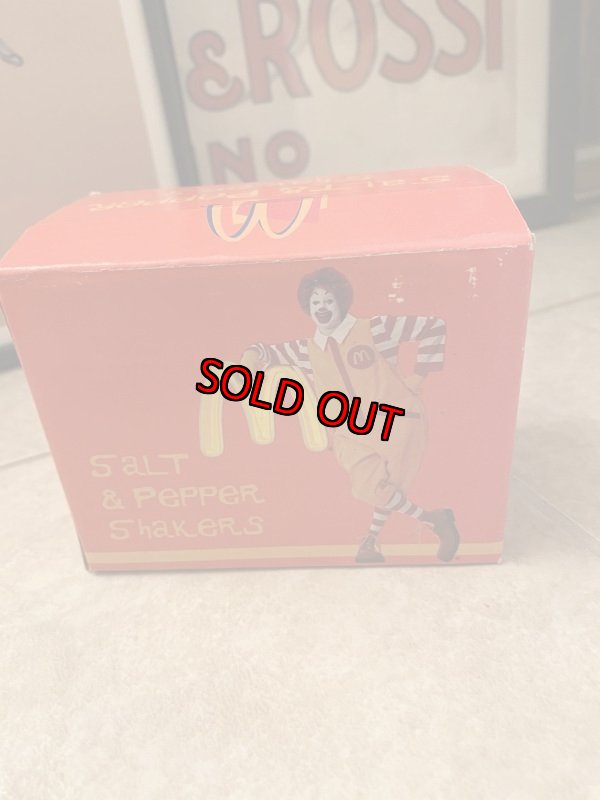 画像2: McDonalds Salt&Pepper With Box マクドナルドの箱入りソルト＆ペッパー入れ　 (2)