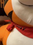 画像4: Tony The Tiger Big Plush Doll トニーザタイガー　巨大なぬいぐるみ (4)