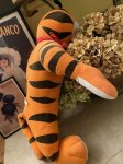 画像7: Tony The Tiger Big Plush Doll トニーザタイガー　巨大なぬいぐるみ (7)