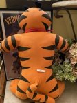 画像6: Tony The Tiger Big Plush Doll トニーザタイガー　巨大なぬいぐるみ (6)