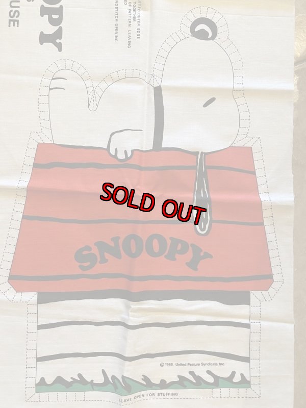 画像3:  Soopy on the house fabric pillow doll kit / スヌーピー　屋根の上のスヌーピー　ピロードール　生地　キット (3)