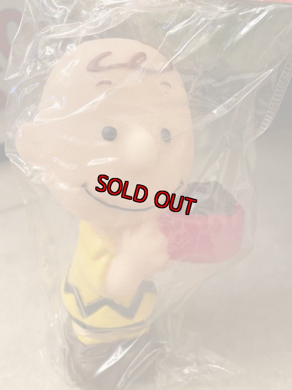 画像2:  Soopy Charlie Vinyl Squeak Doll With Bag / ピーナッツ チャーリー 袋入りソフビドール (2)