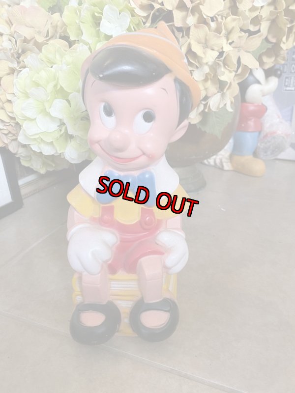 画像1: Disney Pinocchio  Vinyl doll coin bank / ディズニーのピノキオ　プラスチック製　貯金箱 (1)