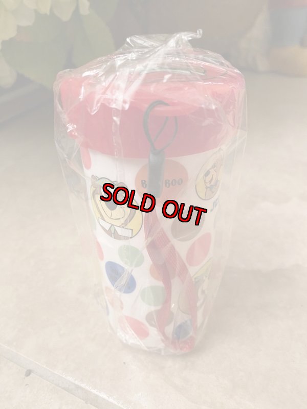 画像2: Hanna Barbera Yogi Bear Park Plastic  Red Lid Drink Bottle / ヨギベア パーク　赤い蓋　ストラップ付　ドリンクボトル (2)