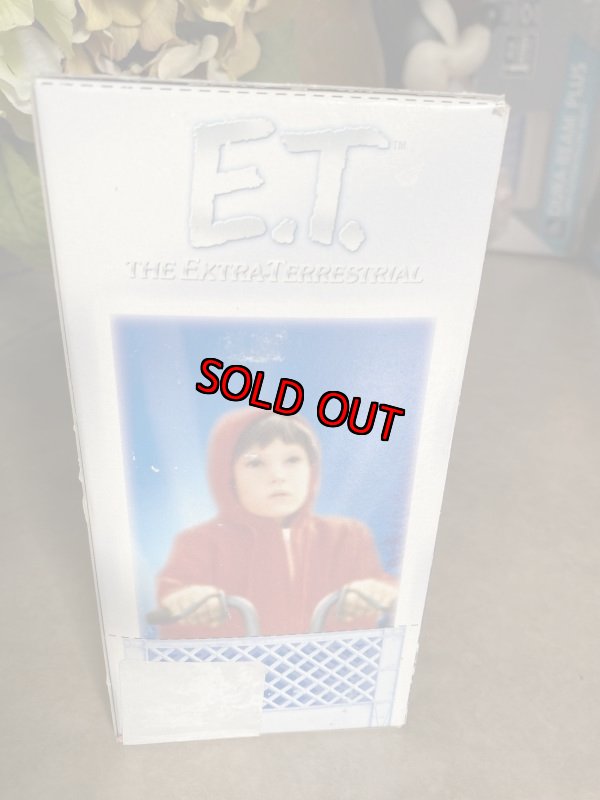 画像4: Kraft Macaroni Cheese ET Figure  With Box / 箱入り クラフト社のマカロニチーズ、おまけETフィギュア　ドール　2002年 (4)