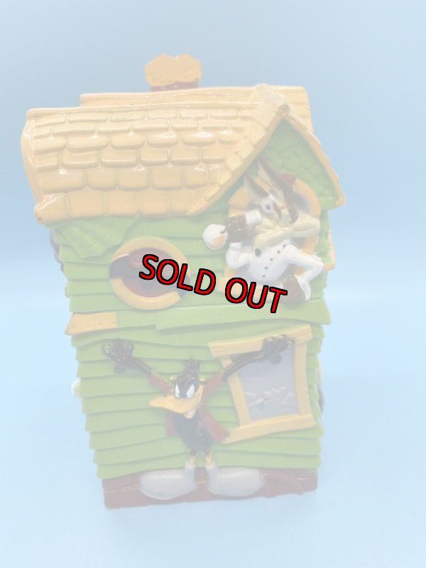 画像2:  Looney Tunes House Style  Plastic Bank /  ルーニーテューンズ  プラスチック製 家型 貯金箱 1997 (2)