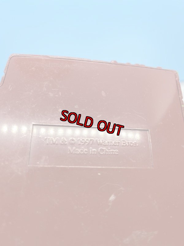 画像7:  Looney Tunes House Style  Plastic Bank /  ルーニーテューンズ  プラスチック製 家型 貯金箱 1997 (7)