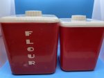 画像2: Red Plastic  Canister　With Lid  Set　Of 6 / レッド　プラスチック製　蓋付きキャニスター　6個セット　50‘s (2)