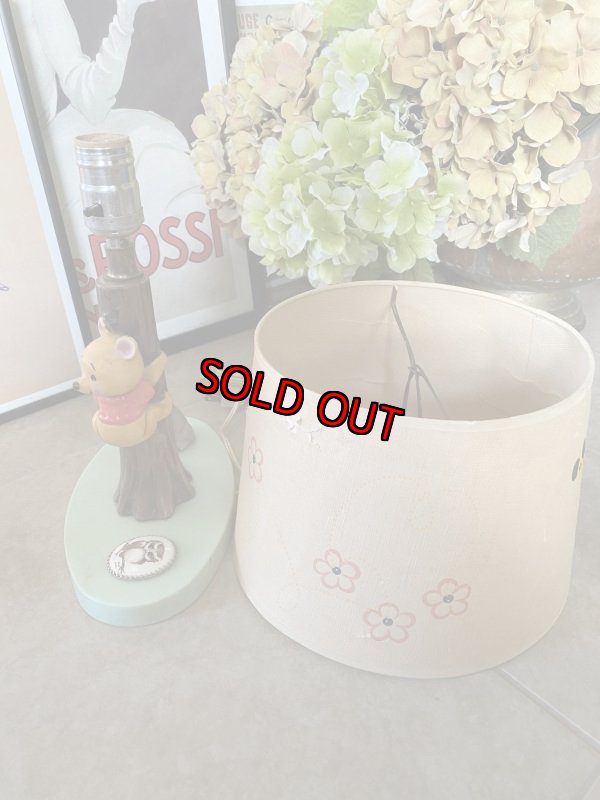画像2: Disney Winnie The Pooh Nersary Light Paper Shade Lamp / ディズニー　クマのプー、ペーパーシェード　ランプ (2)