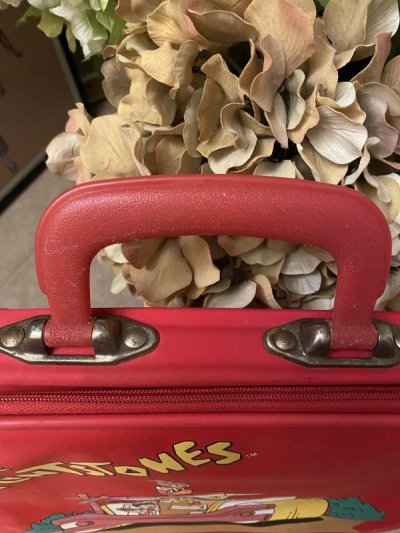画像2: Hanna Barbera Flintstones red Suite Case /  フリントストーンズの赤いスーツケース　70年代