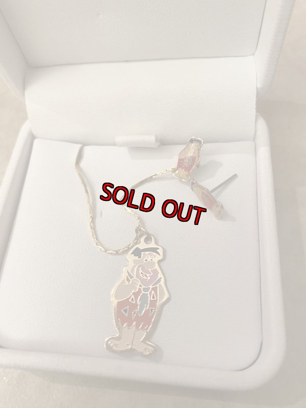 画像2: Hanna Barbera Flintstones Fred pierce & Necklace Set /  フリントストーンズ、フレッドのアクセサリーセット (2)