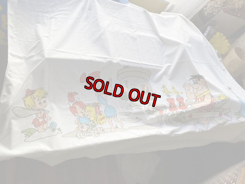 画像1: Hanna Barbera Flintstones Flat  Sheet  / ハンナバーベラ、フリントストーンズのフラットシーツ下にイラスト(B) (1)