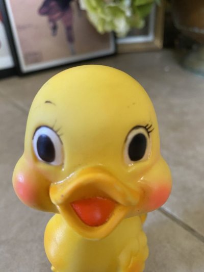 画像1: Yellow Bird Squeak Doll Easter Unlimited Inc / 黄色の小さな鳥のソフビドール