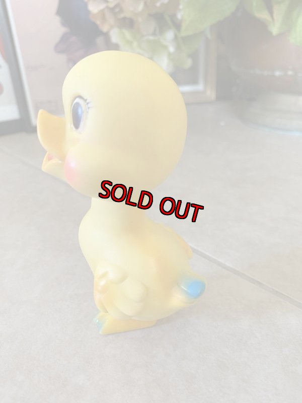 画像2: Yellow Bird Squeak Doll Easter Unlimited Inc / 黄色の小さな鳥のソフビドール (2)