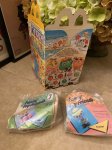 画像1: McDonald’s  Funny Fry Friends Meal Toys / マクドナルド　のファニーフライフレンド　箱とフィギュア 　3点セット1989年(B) (1)