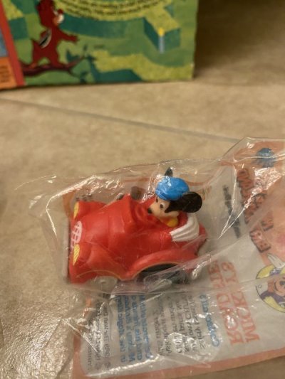 画像3: McDonald’s  Mickey’s Birthdayland  Meal Toys (B) 1988 /　マクドナルド、ミッキー　バースデーランド　箱とフィギュアの4点セット1988年
