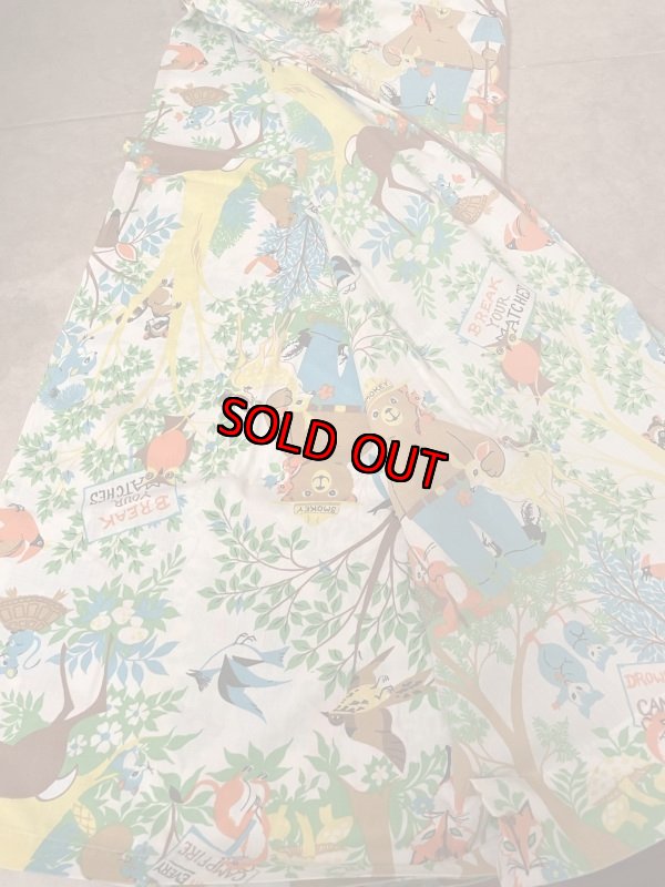 画像4:  Smokey bear  fabric Flat  Sheets Unopen /  スモーキーベア　未使用　袋入りフラットシーツ　生地 (4)