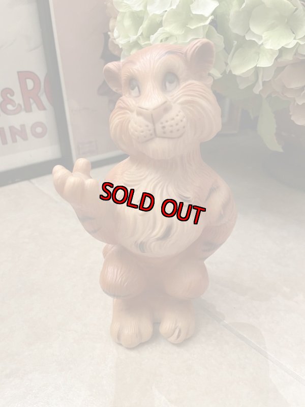 画像1: Esso oil Advertising Tiger plastic Coin Bank (B) / エッソタイガー　プラスチック製貯金箱　コインバンク　60年代 (1)