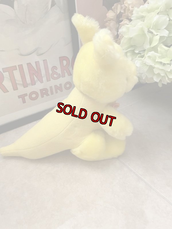 画像4: Dole Banangaroo Plush Doll / ドール　黄色のバナンガルー　　ぬいぐるみ　 (4)