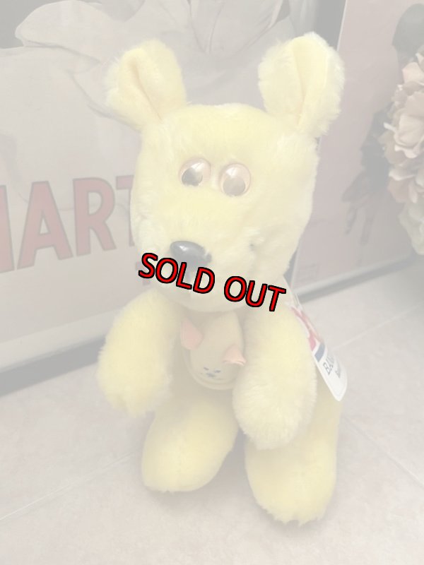 画像1: Dole Banangaroo Plush Doll / ドール　黄色のバナンガルー　　ぬいぐるみ　 (1)