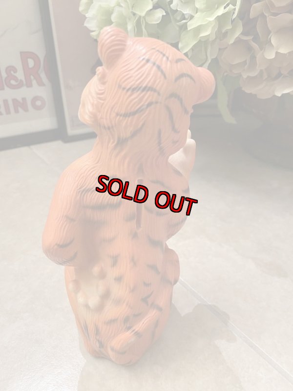 画像3: Esso oil Advertising Tiger plastic Coin Bank (A) / エッソタイガー　プラスチック製貯金箱　コインバンク　60年代 (3)