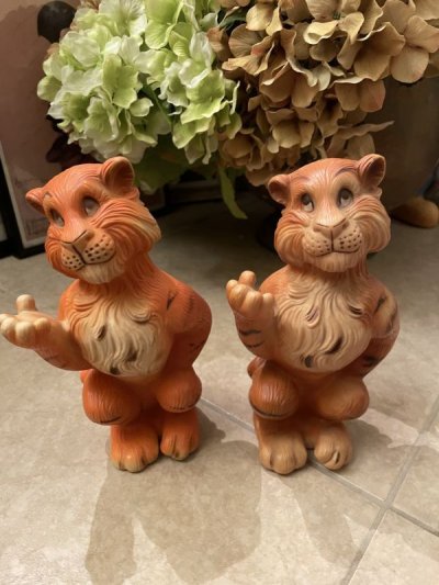 画像3: Esso oil Advertising Tiger plastic Coin Bank (A) / エッソタイガー　プラスチック製貯金箱　コインバンク　60年代