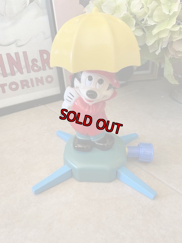 画像1: Disney Mickey Mouse Sprinkler Doll  / ディズニー　ミッキー マウス　スプリンクラー　ドール　 (1)