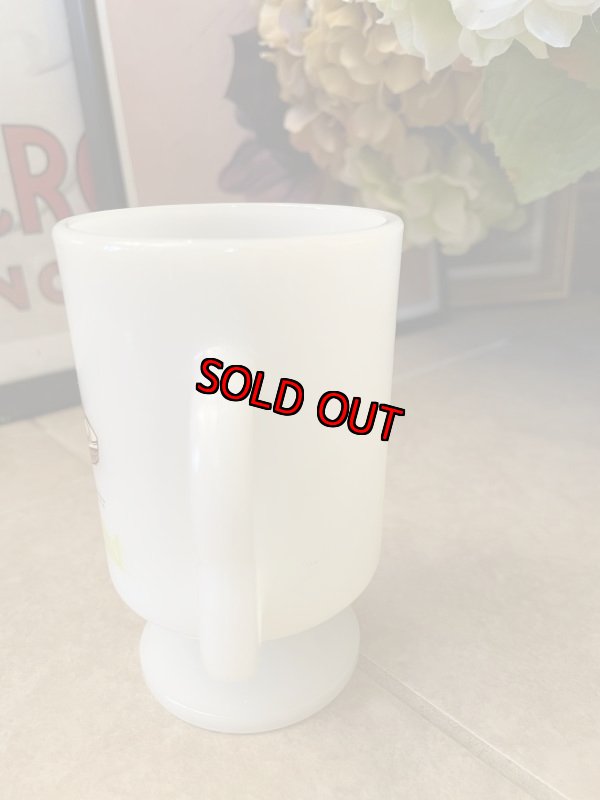 画像2: Yogi Bear milk glass  Mug / ヨギベア  キングスアイランド　ミルクグラス　マグ  1982 年 (2)
