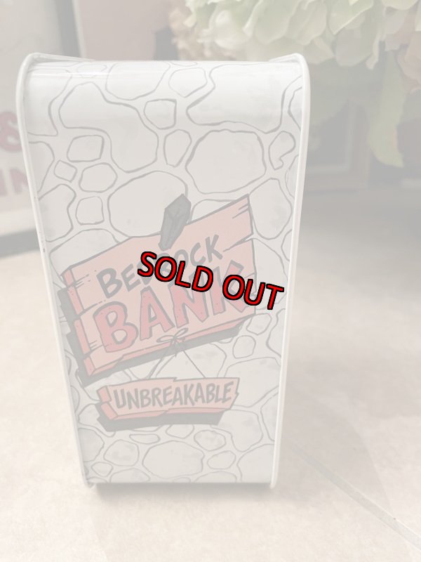 画像2: Hanna Barbera Flintstones Tin Can Fred & Wilma Coin Bank Box (D) / フリントストーン　ティン製　フレッドとウィルマ貯金箱　ボックス型缶 (2)