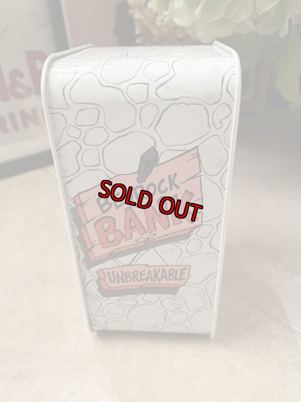 画像2: Hanna Barbera Flintstones Tin Can Fred Ride Coin Bank Box (A) / フリントストーン　ティン製　フレッドライド　貯金箱　ボックス型缶 (2)