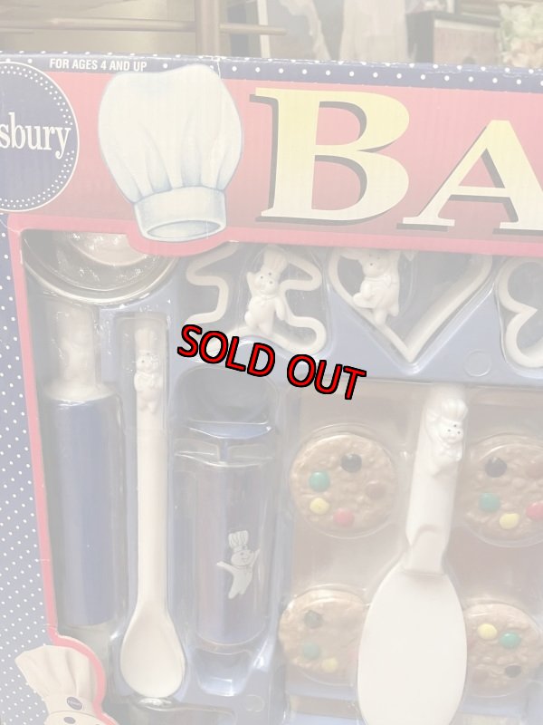 画像2: Pillsbury Dough Boy kitchen bakery play food box set  1996 /  ピルズベリー　ドゥボーイ　キッチンベーカリー　箱入りプレイトイセット (2)