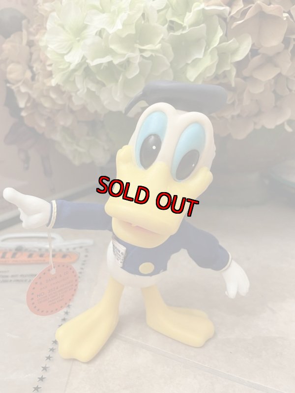 画像2: Disney DAKIN Donald Duck  Doll With Bag 70‘s / ディズニーのDakin社　袋入り、タグ付きのドナルドダック　ドール　フィギュア (2)