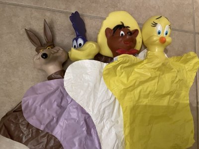 画像3:  Looney Tunes Wile E Coyote  Face Rubber Hand Puppet /  ルーニーテューンズ   ワイリーコヨーテ　フェイスラバー ハンドパペット