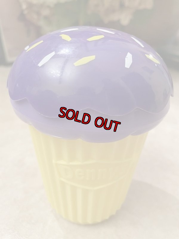 画像4: Denny’s restaurant plastic purple cupcake  drink cup  / デニーズ プラスチック製 カップケーキ パープルxイエロー (4)
