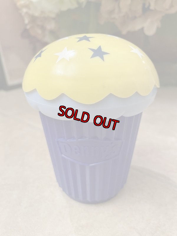 画像1: Denny’s restaurant plastic Yellow cupcake  drink cup  / デニーズ　プラスチック製カップケーキ　ドリンクカップ　イエローxネイビー (1)