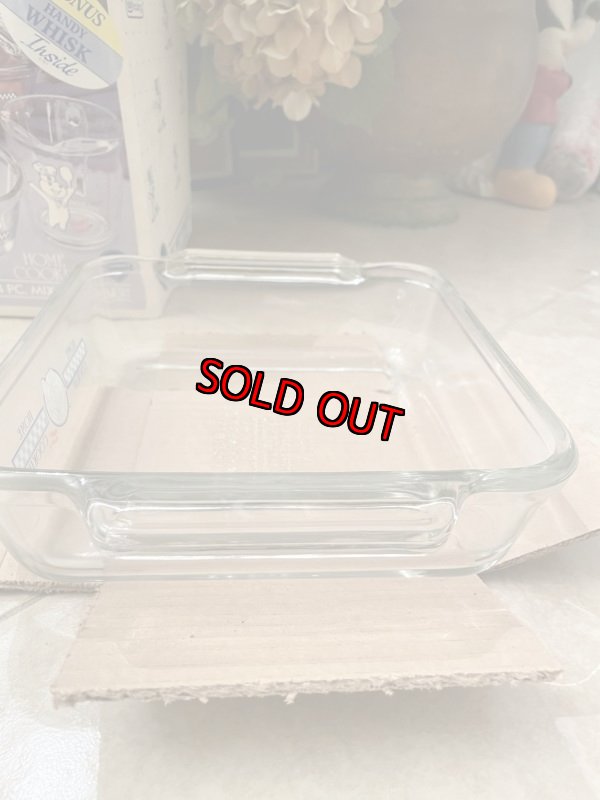 画像9: Anchor Hocking  Pillsbury Dough Boy kitchen Glass Bake 4 pieces set  / ピルズベリー　ドゥボーイ　箱入りガラス製ベイク4点セット (9)