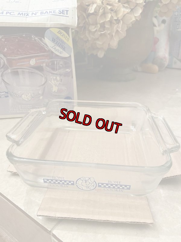 画像8: Anchor Hocking  Pillsbury Dough Boy kitchen Glass Bake 4 pieces set  / ピルズベリー　ドゥボーイ　箱入りガラス製ベイク4点セット (8)