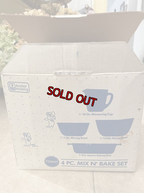 画像14: Anchor Hocking  Pillsbury Dough Boy kitchen Glass Bake 4 pieces set  / ピルズベリー　ドゥボーイ　箱入りガラス製ベイク4点セット (14)