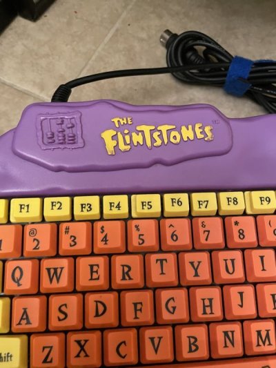画像1: Hanna Barbera Flintstones Computer Toy Plastic Keyboard  1994 / フリントストーン コンピューターキーボード　トイ　